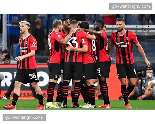 拉齐奥vs佛罗伦萨战术前瞻:两位意大利亚诺的4-3-3对决,中场控制权成胜负手 拉齐奥vs佛罗伦萨战术前瞻:两位意大利亚诺的4-3-3对决,中场控制权成胜负手