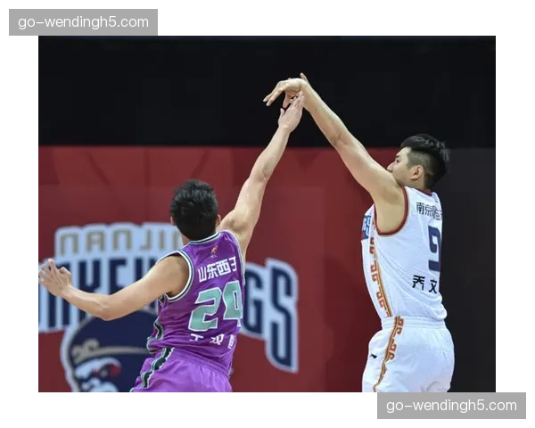 厄林·哈兰德首次以对手身份回归阿尔瓦拉德球场，旧将反戈成最大看点